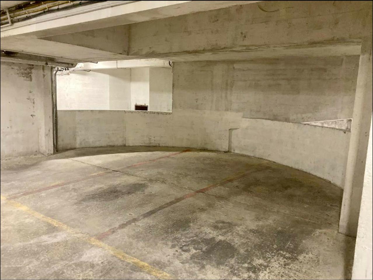 Local d'activité Paris 951m² Location local d'activité Paris OLACT2310726 1